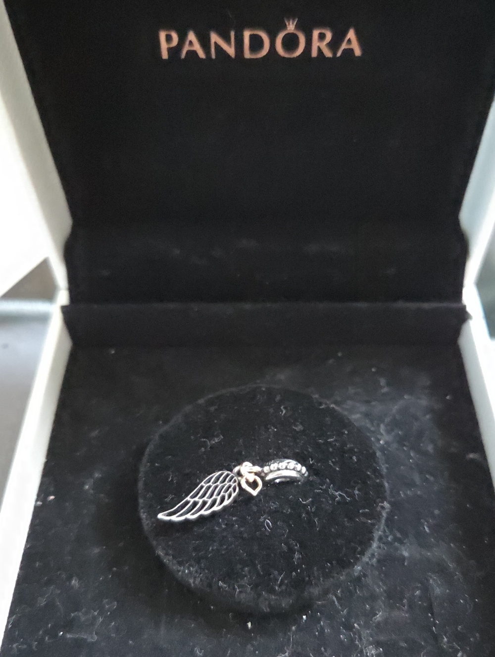 NWOT Retired Pandora "Love & Guidance" Angel Wing Dangle Charm 14k Gold Heart